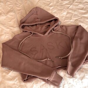 Saski dusty pink crop hooded sweatshirt
